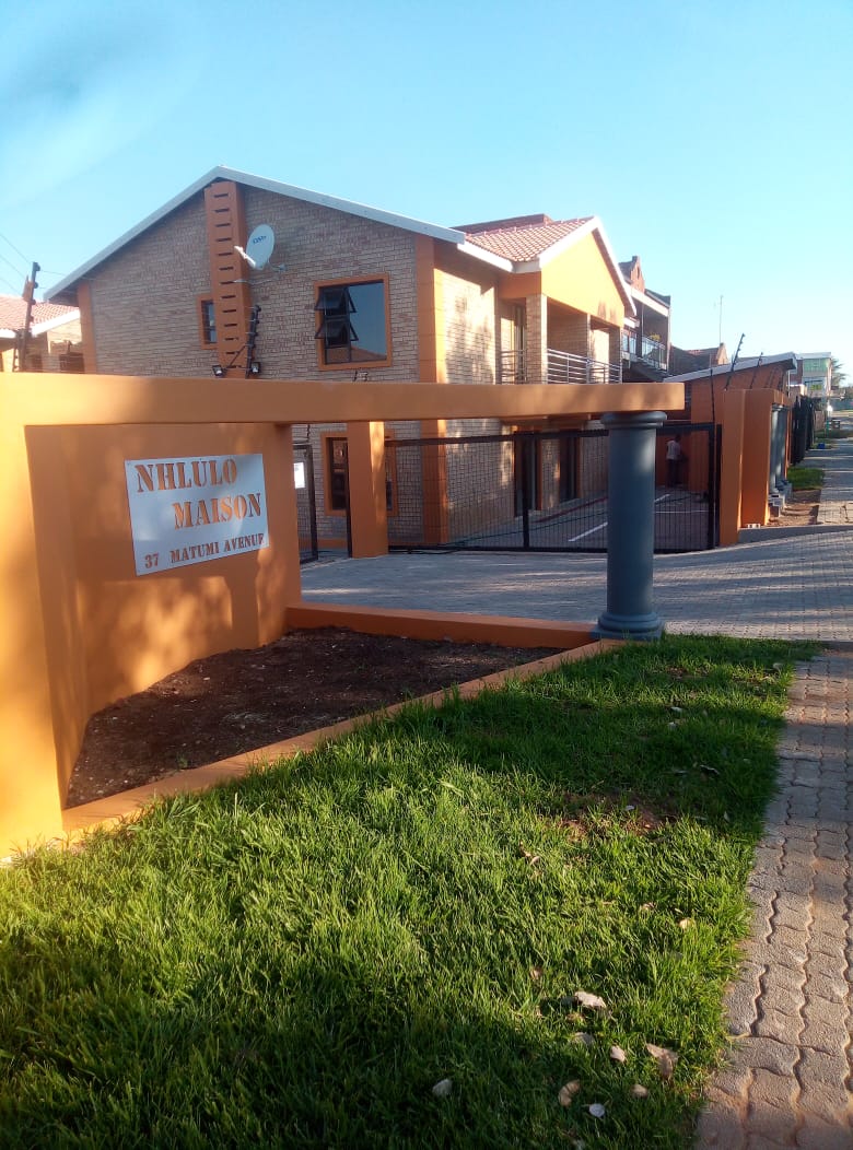-NHLULO HOUSE PROJECTS